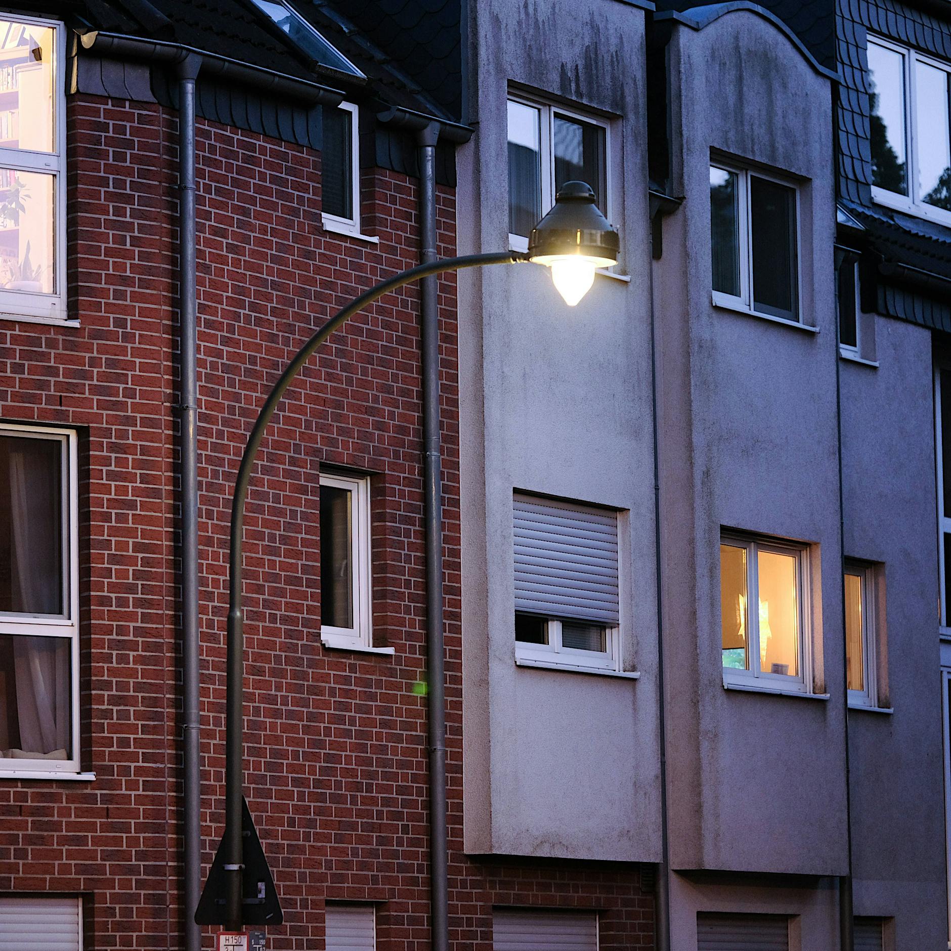 Psychisch kranker Nachbar terrorisiert das Wohnhaus – Kündigung möglich?