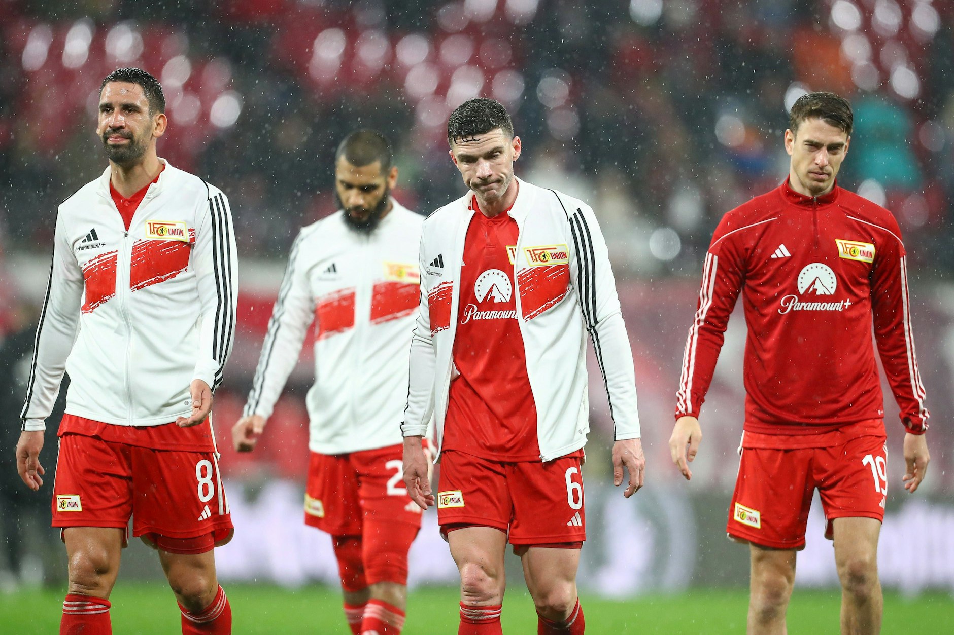 Die Profis des 1. FC Union stehen schon wieder im Regen und vier Spieltage vor Schluss nur kurz vor einem Abstiegsplatz.