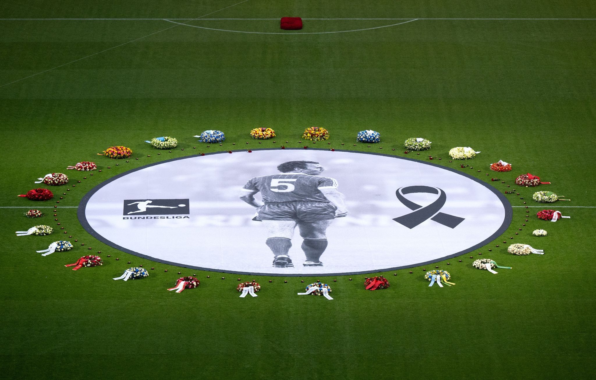 Image - „Kaiser“ Beckenbauer soll Bronzestatue erhalten