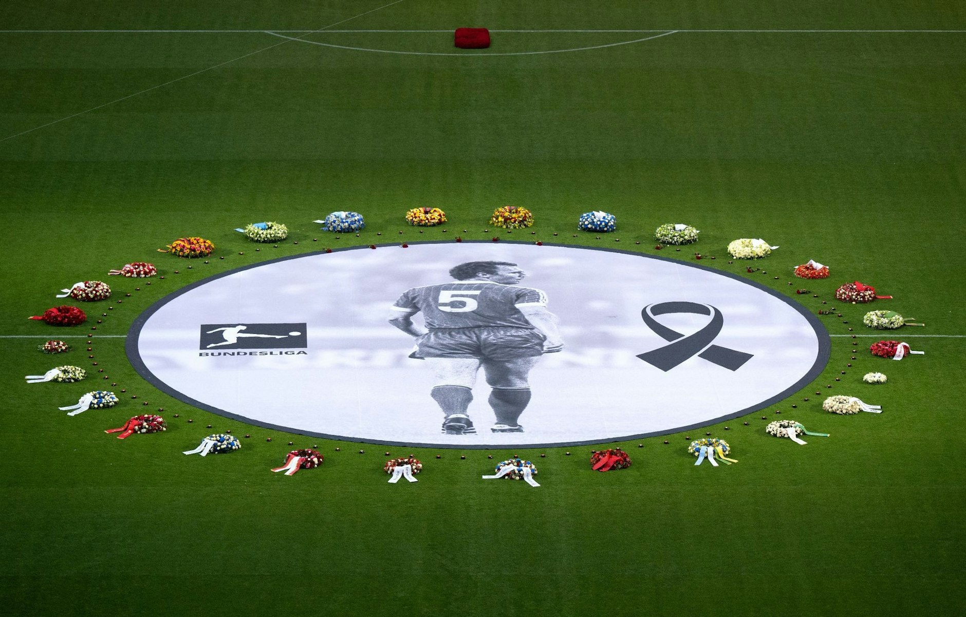 ARCHIV - Fußball-«Kaiser» Franz Beckenbauer war am 7. Januar im Alter von 78 Jahren gestorben.  