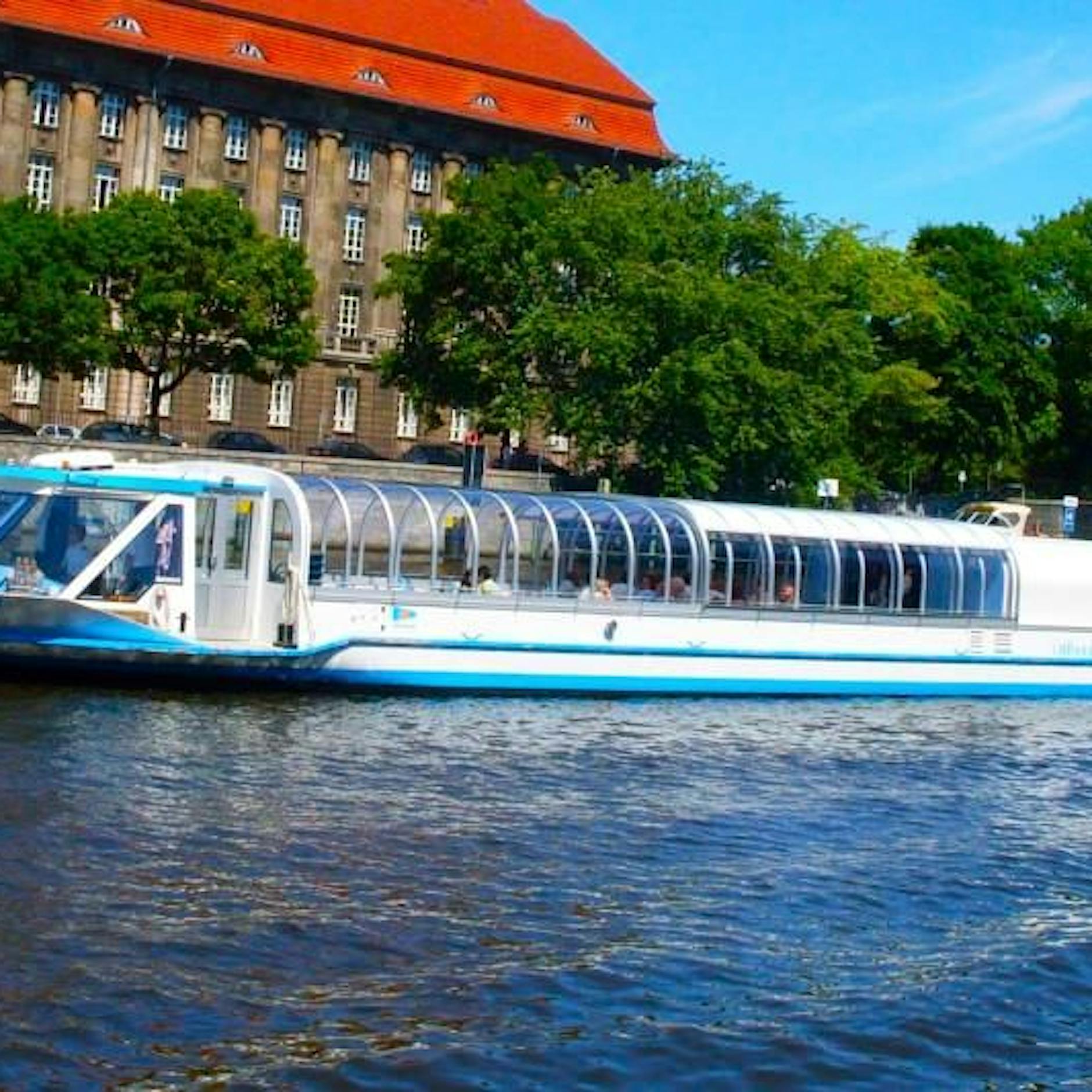 Schiff mieten Berlin MS Pergamon | Angebot hier!