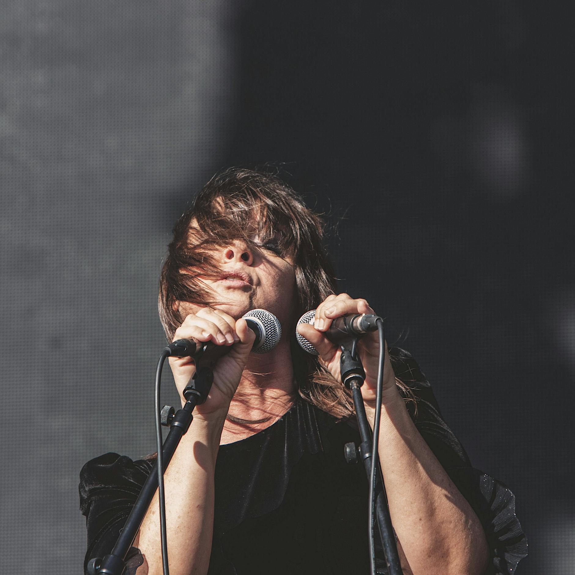 Cat Power seziert im Berliner Admiralspalast die Songs von Bob Dylan