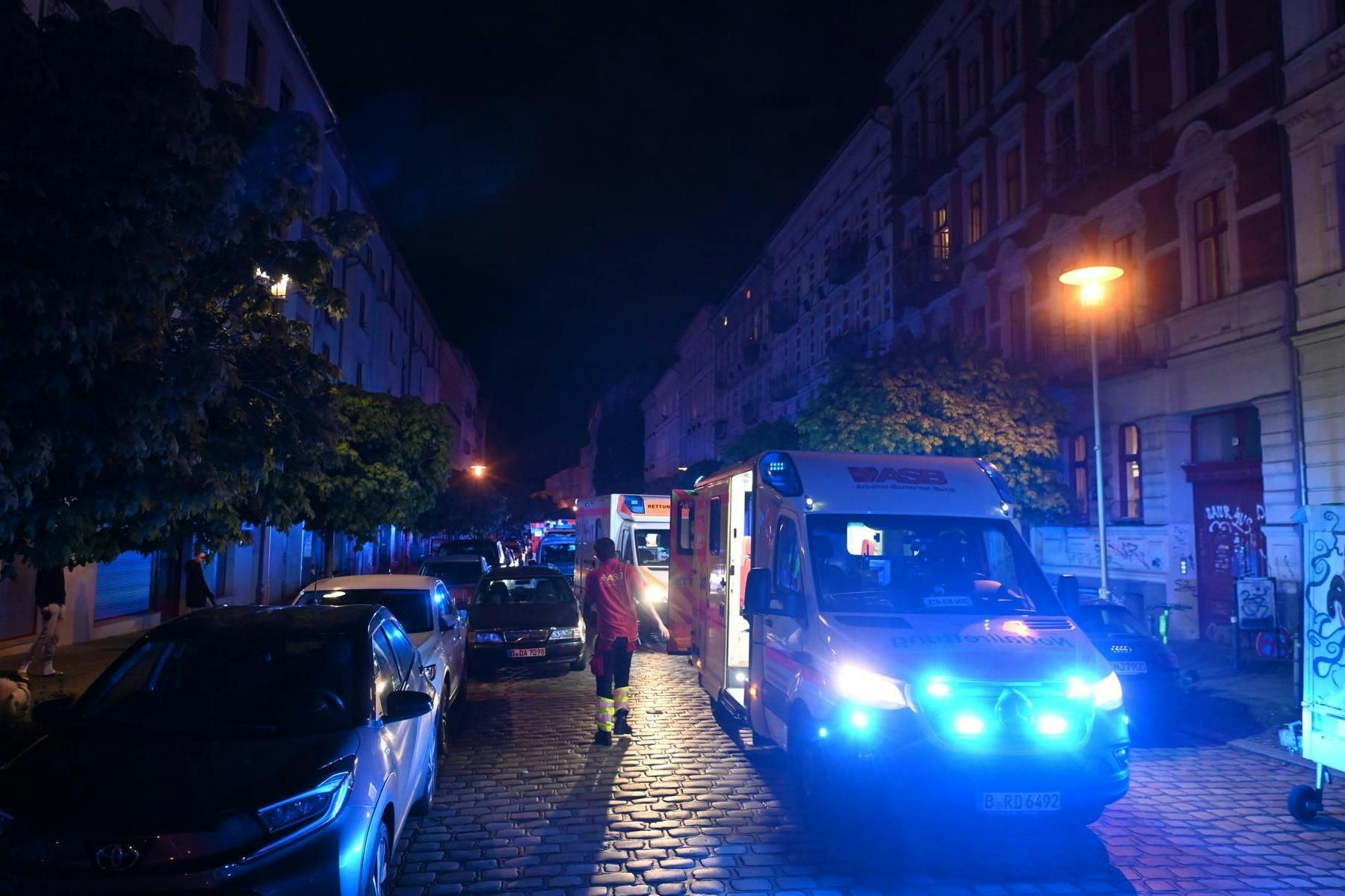 Nach einer Party kamen in Lichtenberg vier Frauen in Krankenhäuser.