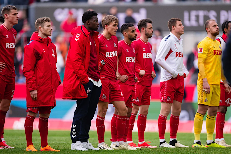 Dem 1. FC Köln droht zum siebten Mal binnen der vergangenen 26 Jahre der Bundesliga-Abstieg.  