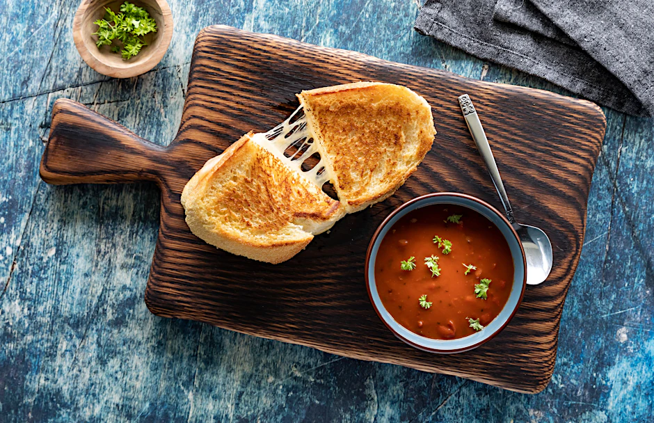 Warm, lecker und soooo einfach: Grilled Cheese ist ein Käsebrot mit Twist.