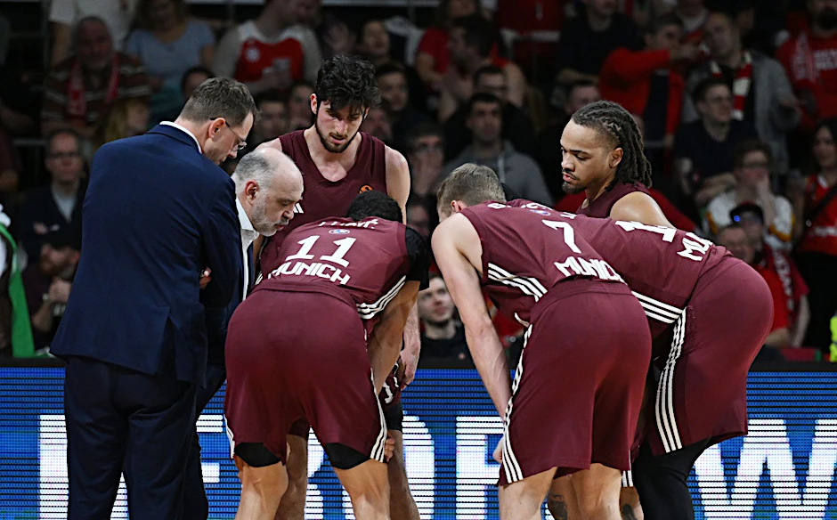 ARCHIV - Die Bayern kassierten zum Abschluss der Euroleague-Saison eine Niederlage in Monaco.  