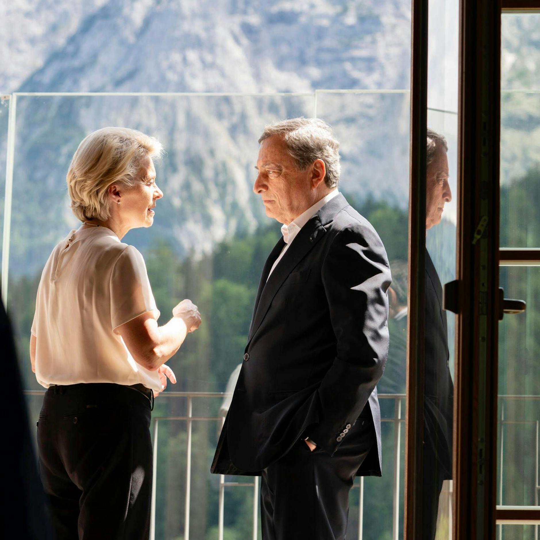 Image - Von der Leyen vor dem Aus? Macron will Mario Draghi als EU-Kommissionschef