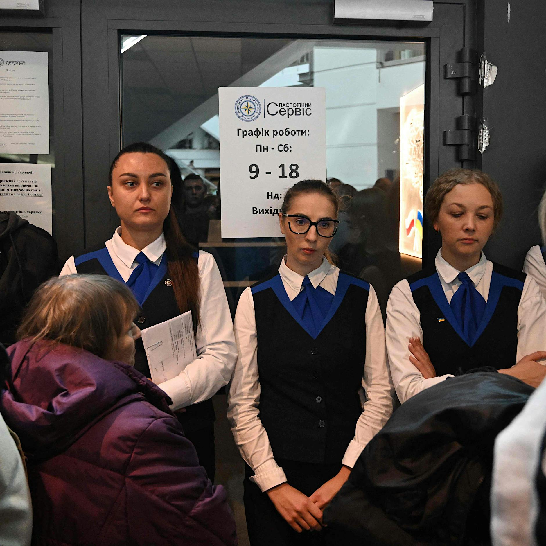 Η Ουκρανία αντιγράφει τον Λουκασένκο: Οι Ουκρανοί που ζουν στο εξωτερικό πρέπει να επιστρέψουν στην πατρίδα τους και να πολεμήσουν