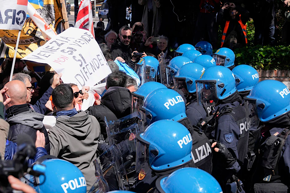 Demonstration gegen die Venedig-Touristensteuer.  