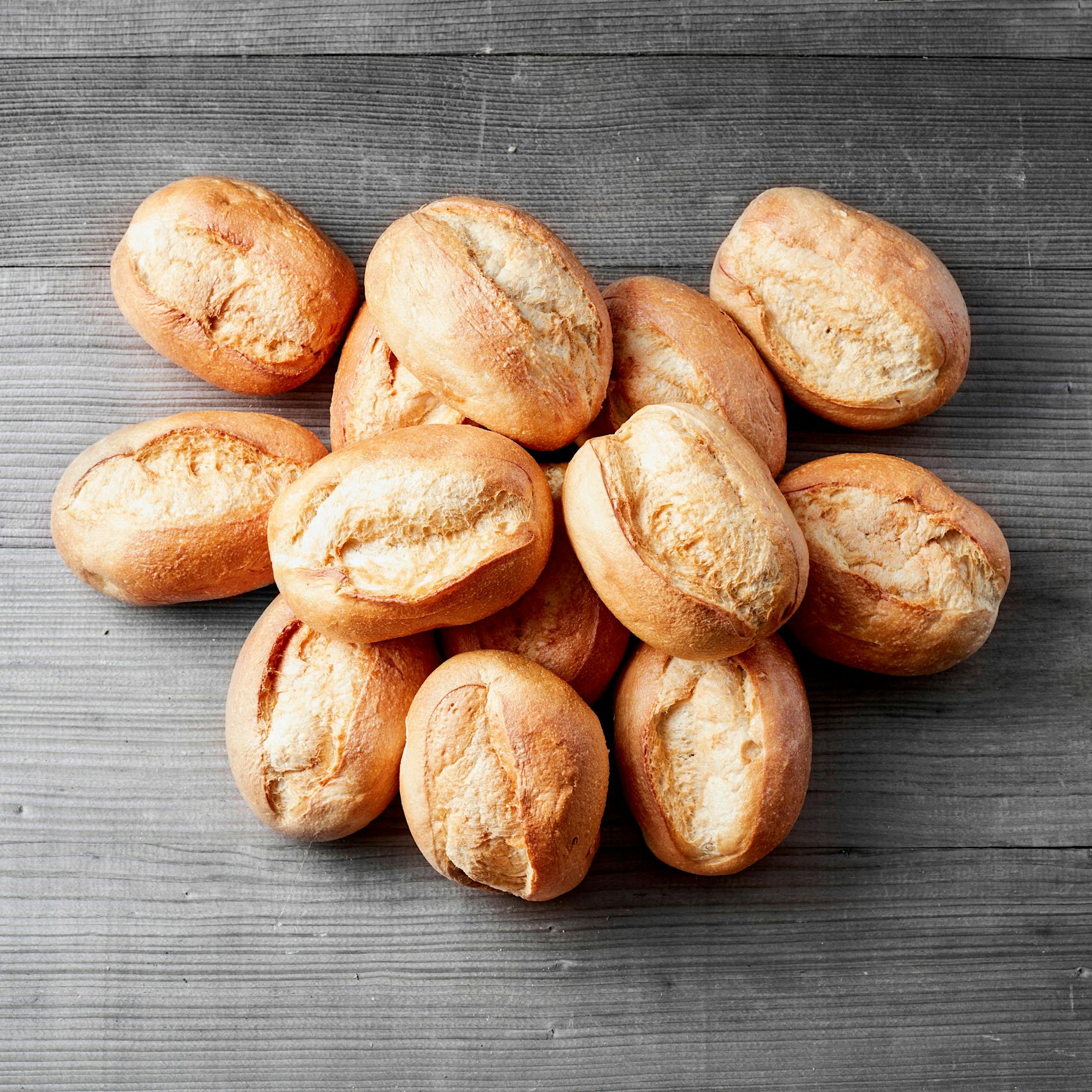 Rezept für DDR-Brötchen – einfach, lecker und die Ostschrippen brauchen nur 5 Zutaten!