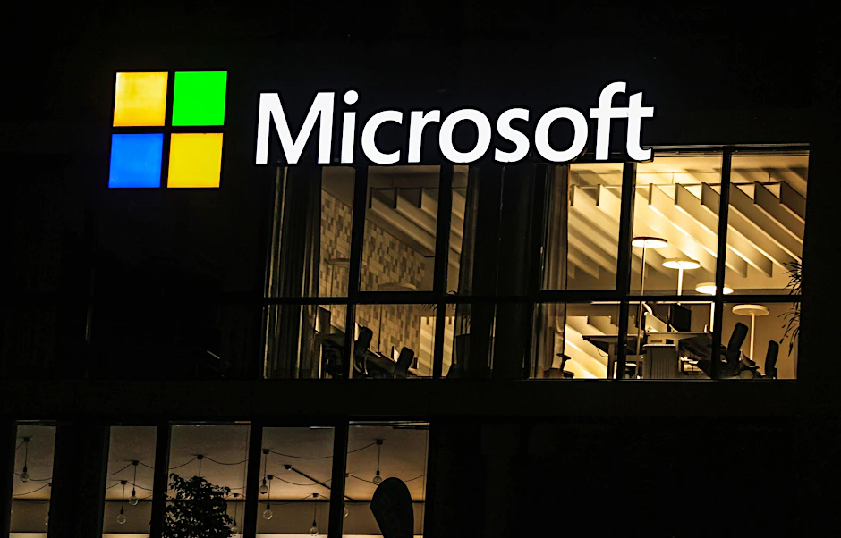 Der Softwarekonzern Microsoft ist einer der führenden Anbieter von KI-Systemen weltweit.  