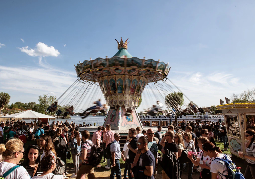 Sonderfahrten zum Baumblütenfest Werder: So kommen Sie zum Volksfest
