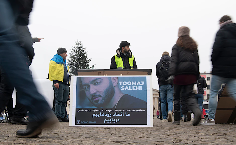 Berlin im Dezember 2022: Proteste gegen Irans Staatsführung auf dem Pariser Platz