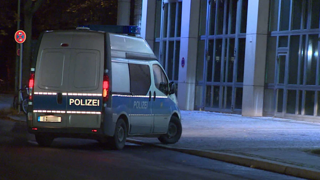 Berlin LKA'da güvenlik arızası: Polis karakolu başkanı büyük miktarda parayı zimmetine geçirdi