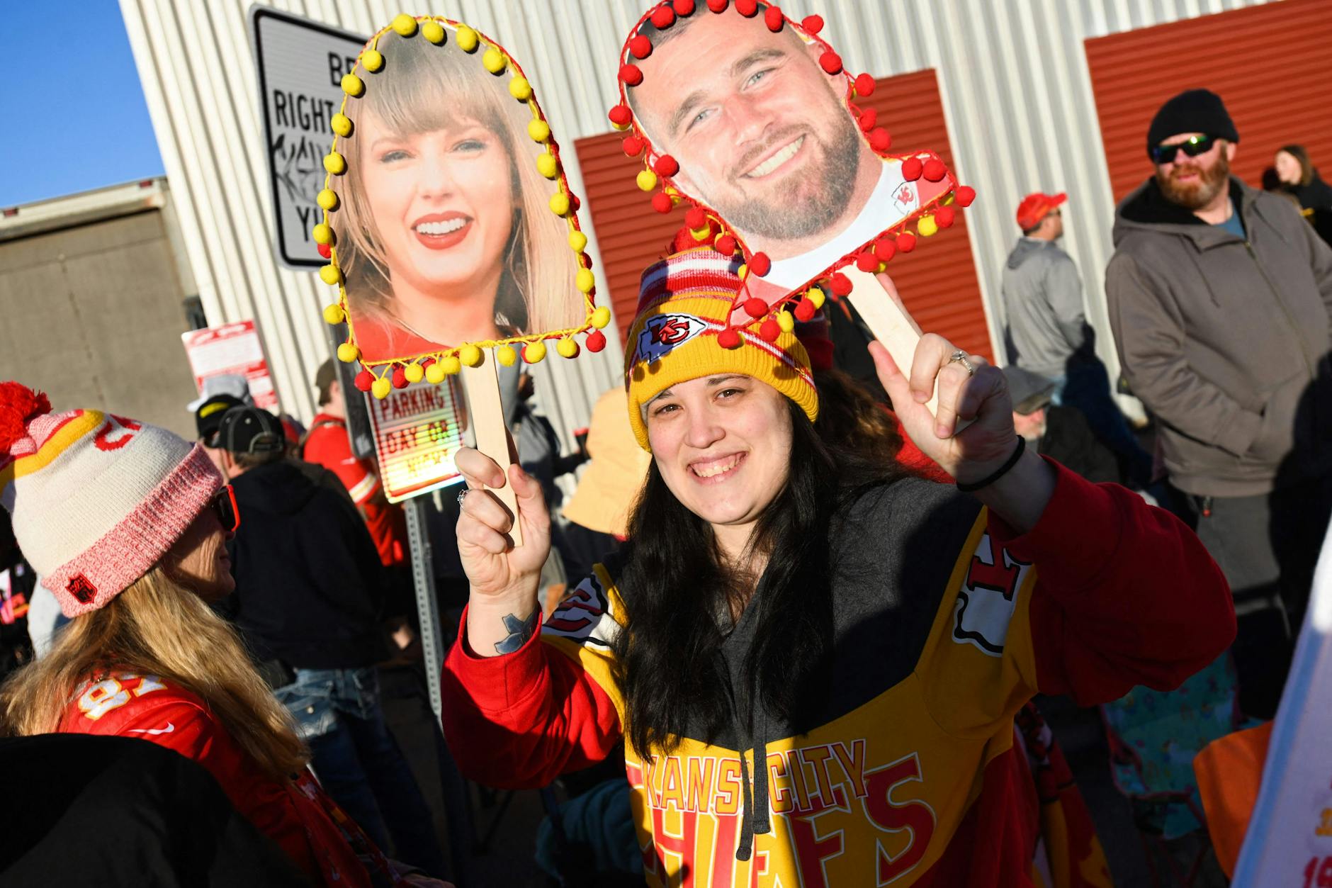 In Ecken des Internets hat die Beziehung von Taylor Swift und Travis Kelce einige extreme Fans.