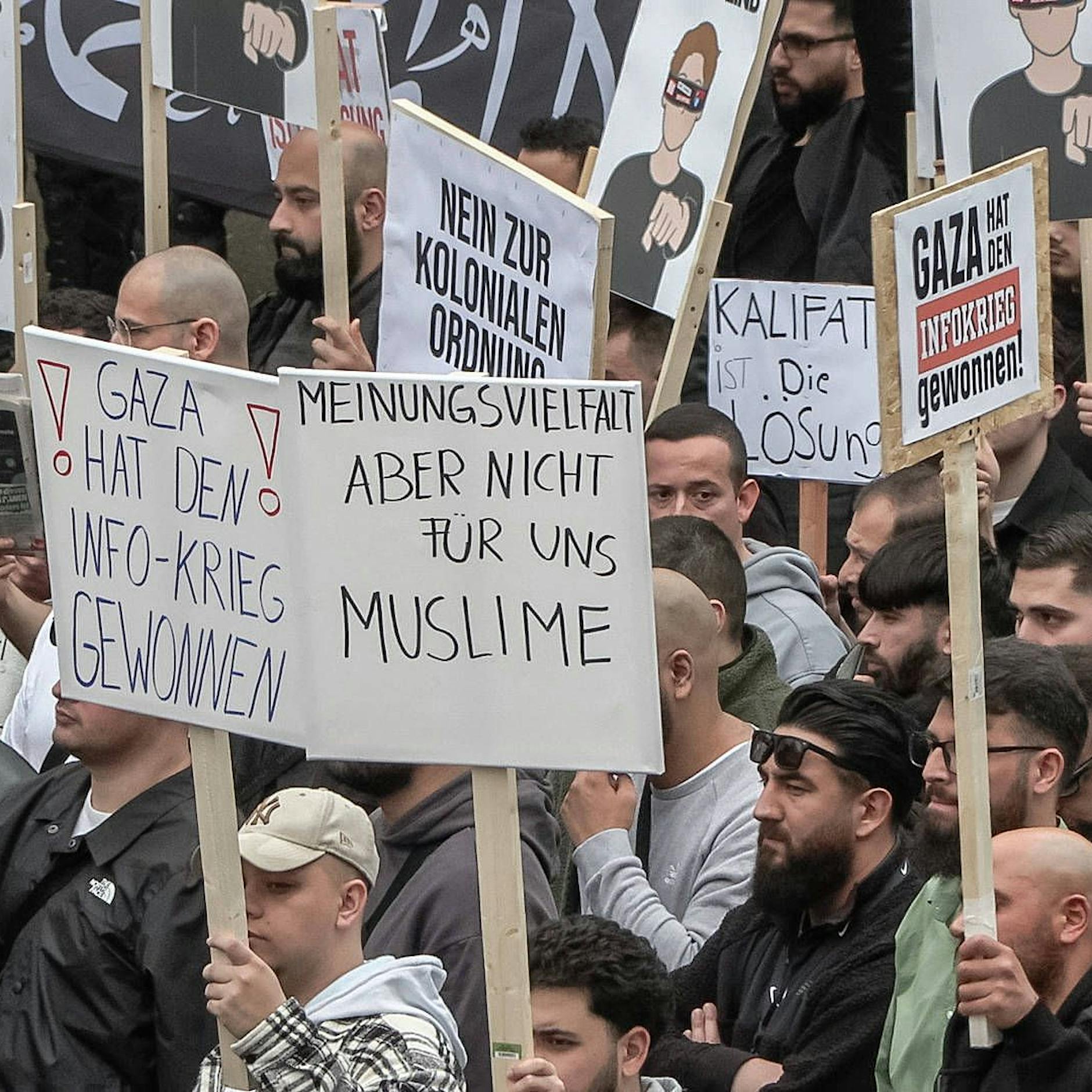 Muslim Interaktiv: Straftäter abschieben? Islamisten sind längst Teil von Deutschland