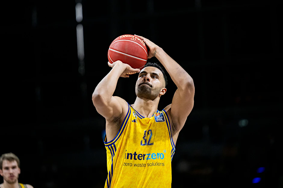 Johannes Thiemann geht bei Alba Berlin mit gutem Beispiel und sicherer Hand voran.