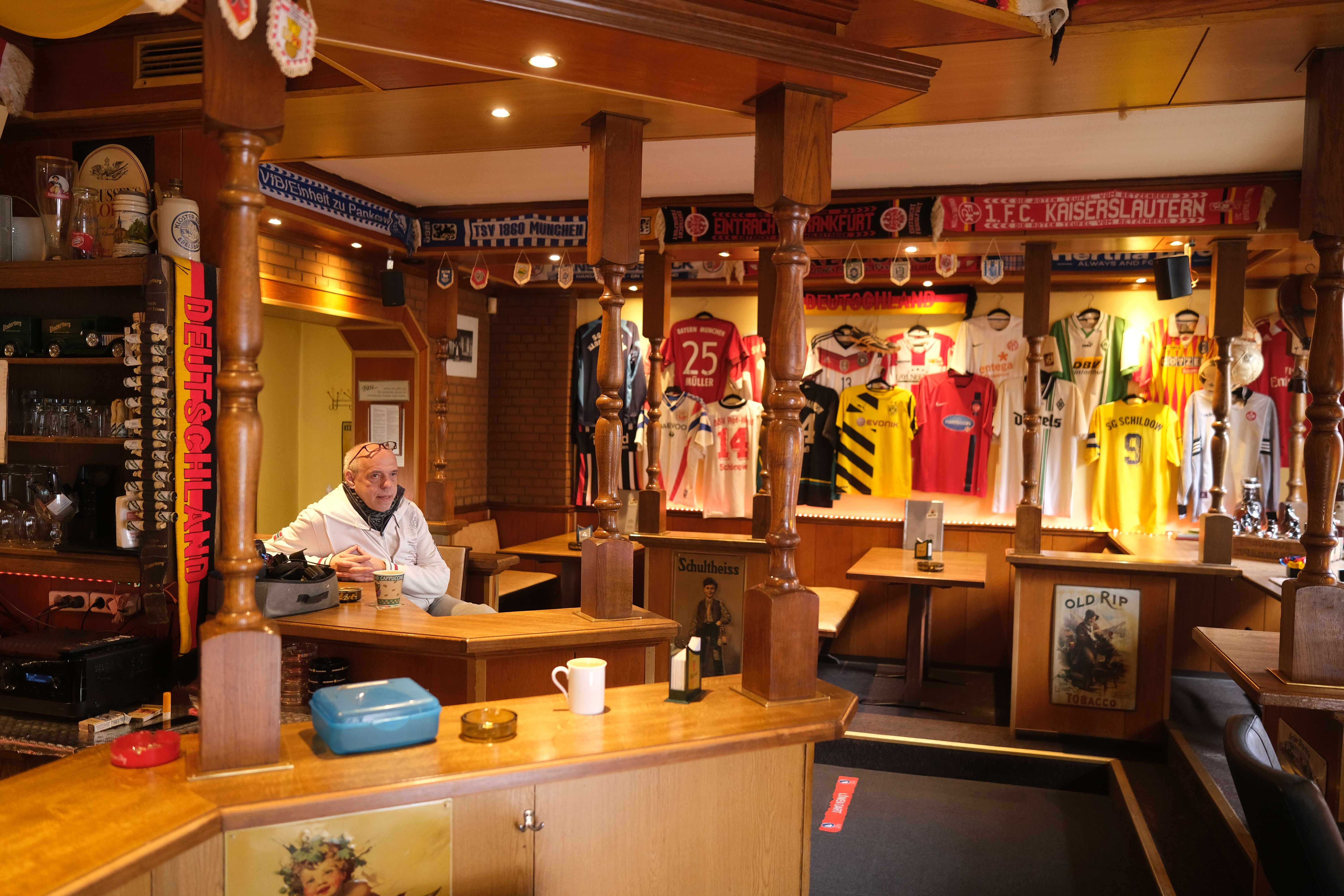 Streit mit Vermieterin: Fußballkneipe Maxim in Pankow ohne Mietvertrag geöffnet