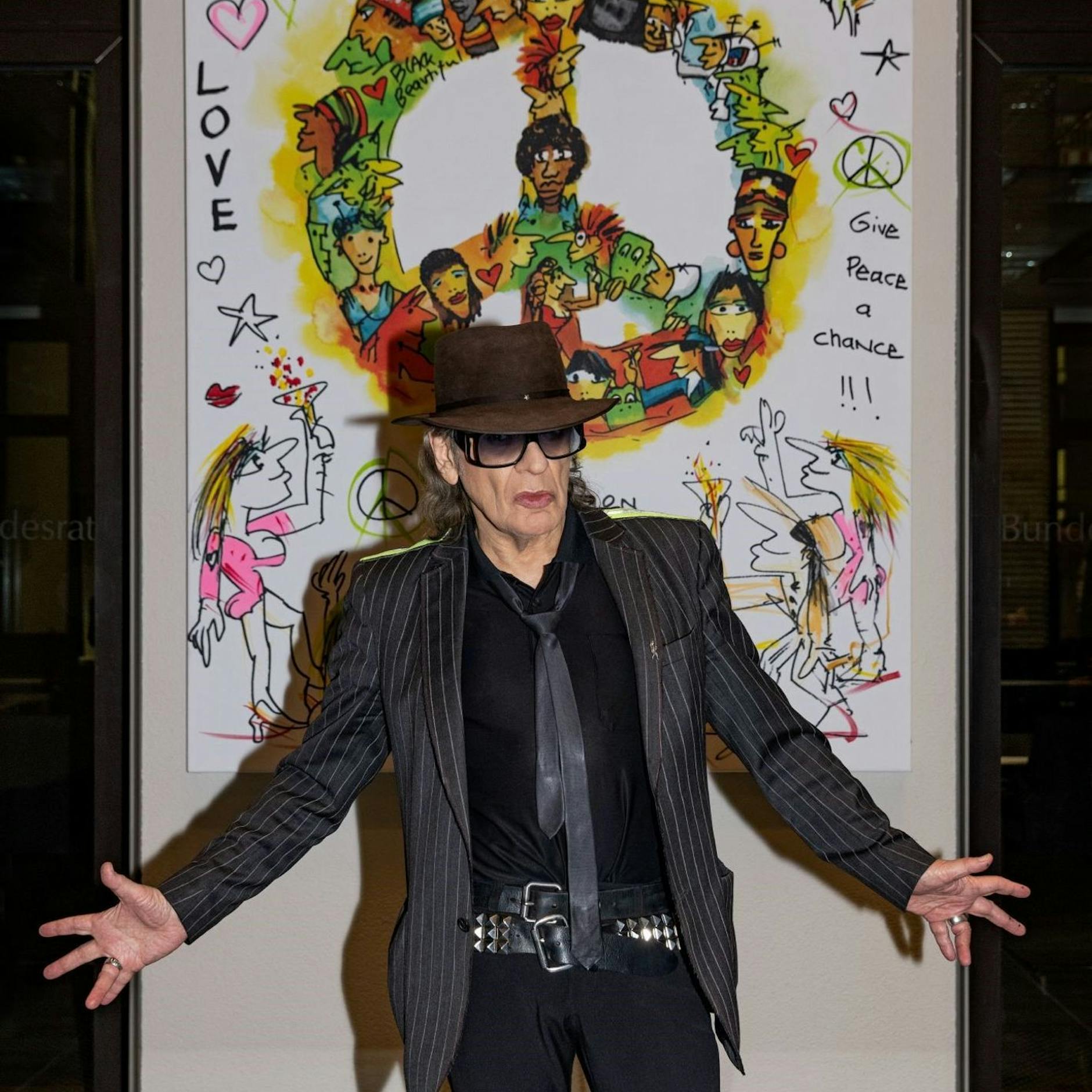 Image - Lindenberg erhöht Gemälde-Preis auf 100.000 Euro Spende