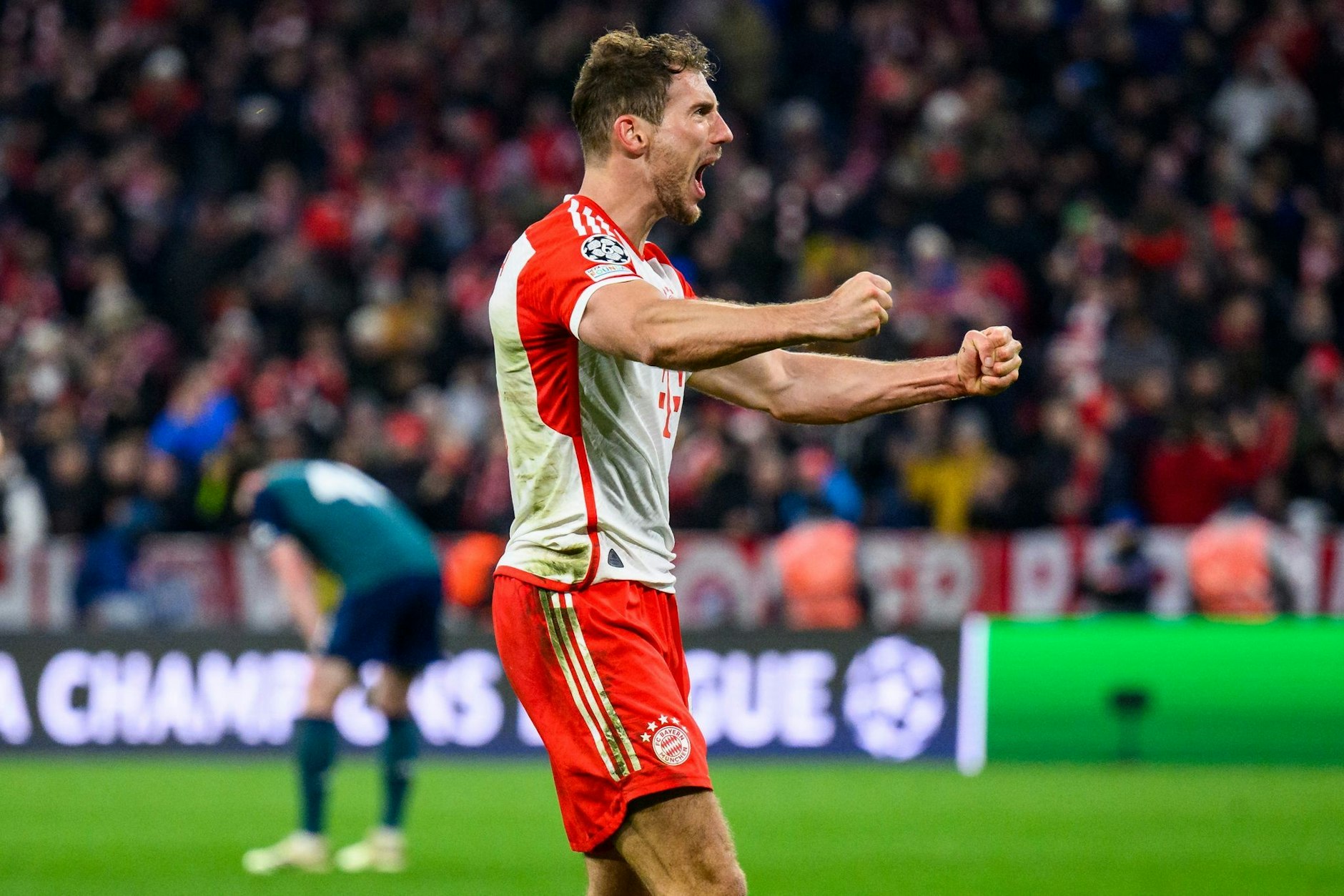 ARCHIV - Bayern Münchens Leon Goretzka freut sich auf das Champions-League-Halbfinale gegen Real Madrid.  