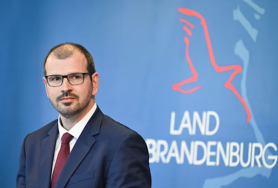 ARCHIV - Steffen Freiberg (SPD), Brandenburgs Bildungsminister.  