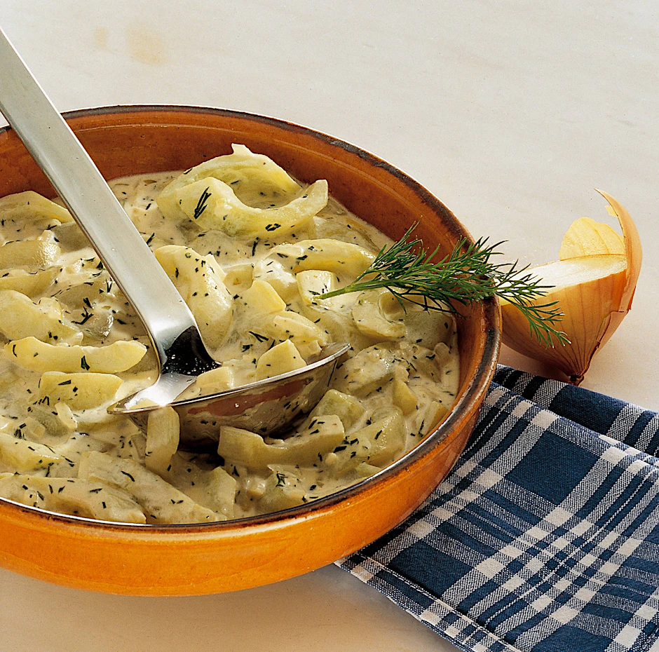 Das Rezept für Schmorgurken ist ein echter DDR-Klassiker.