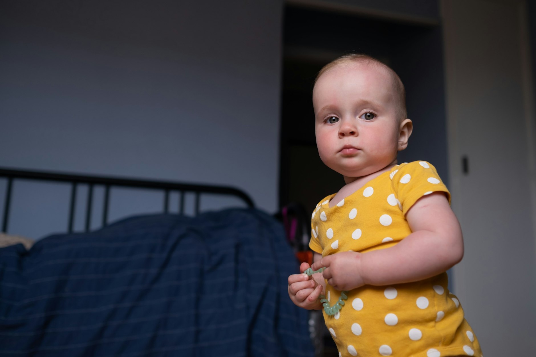 In ganz Deutschland ging die Geburtenzahl im Jahr 2023 zurück – im Westen fiel der Rückgang jedoch geringer aus als im Osten.