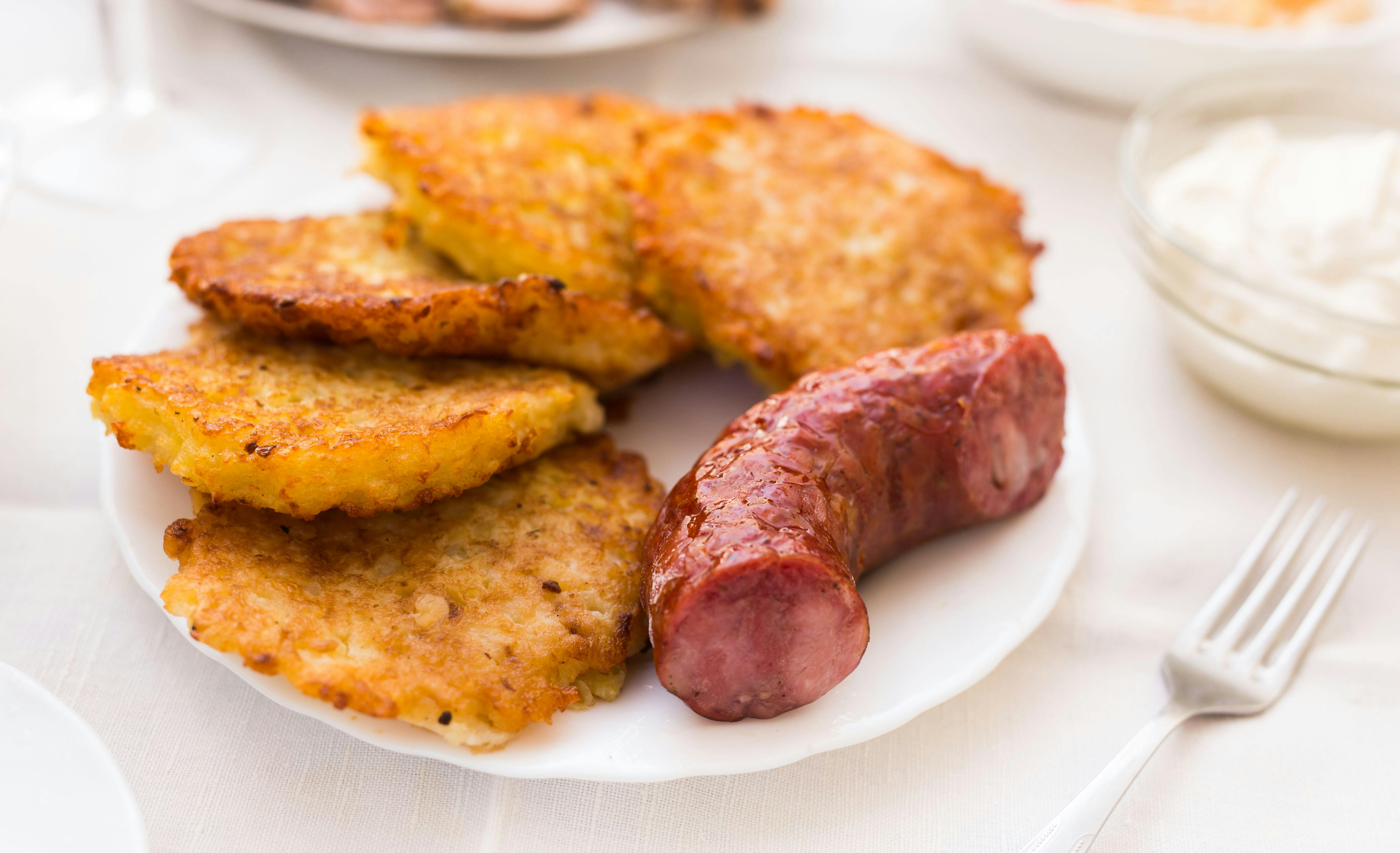Bramboraky: Omas Rezept für die herzhaften tschechischen Kartoffelpuffer