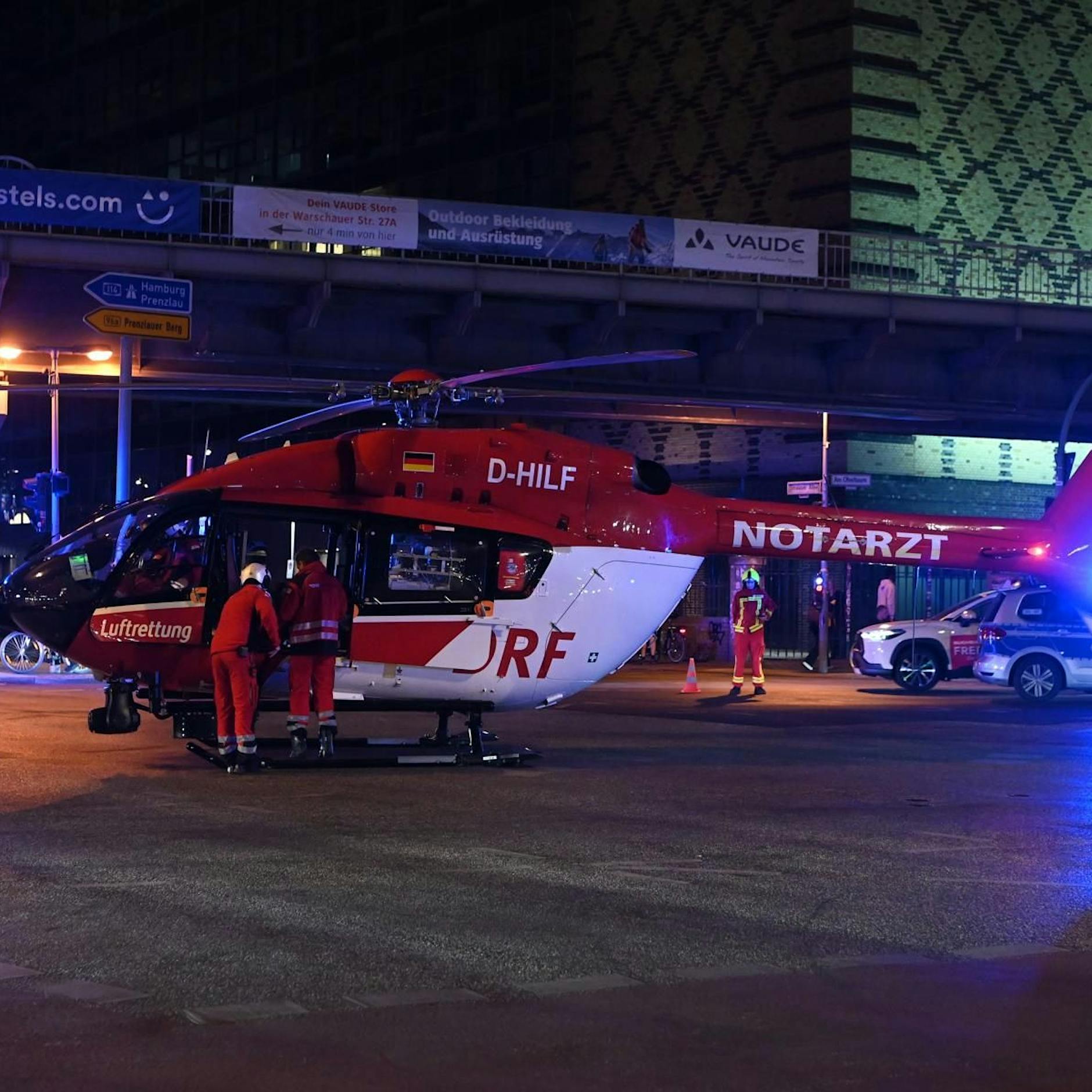 Hubschrauber-Landung: Teure Luftnummer an der Warschauer Straße