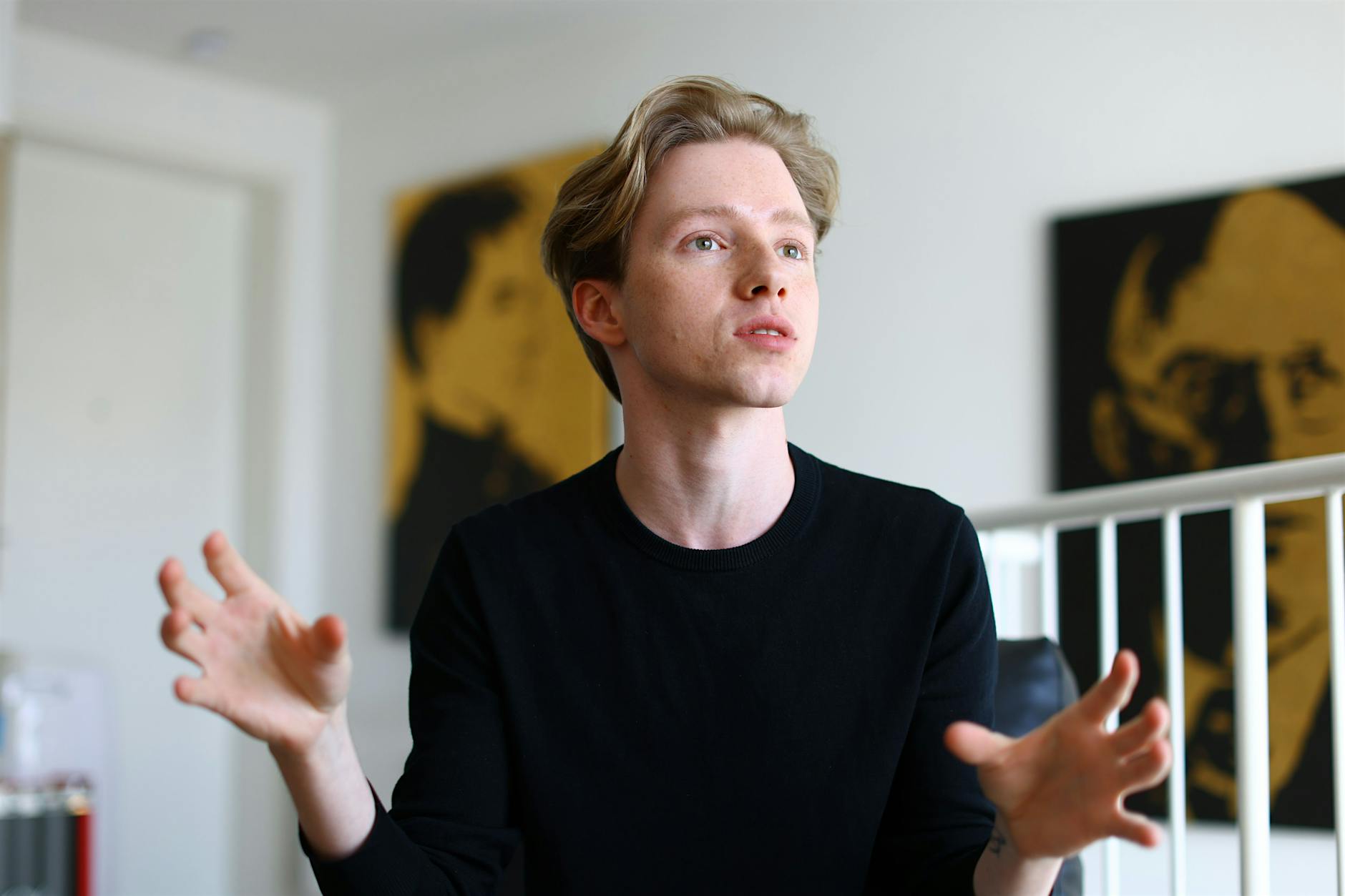 Pianist Julius Asal im Interview: „Berlin hat den Anspruch an sich, sich immer wieder zu verwandeln“