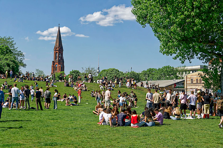 Görlitzer Park: Das Ausschreibeverfahren für den Zaun um den Kreuzberger Park läuft noch.