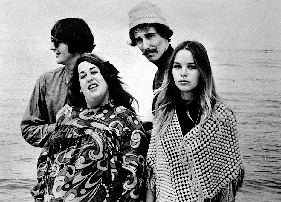 Denny Doherty, Cass Elliot, John Phillips und Michell Phillips (v.l.) von  „The Mamas &amp; The Papas“.
