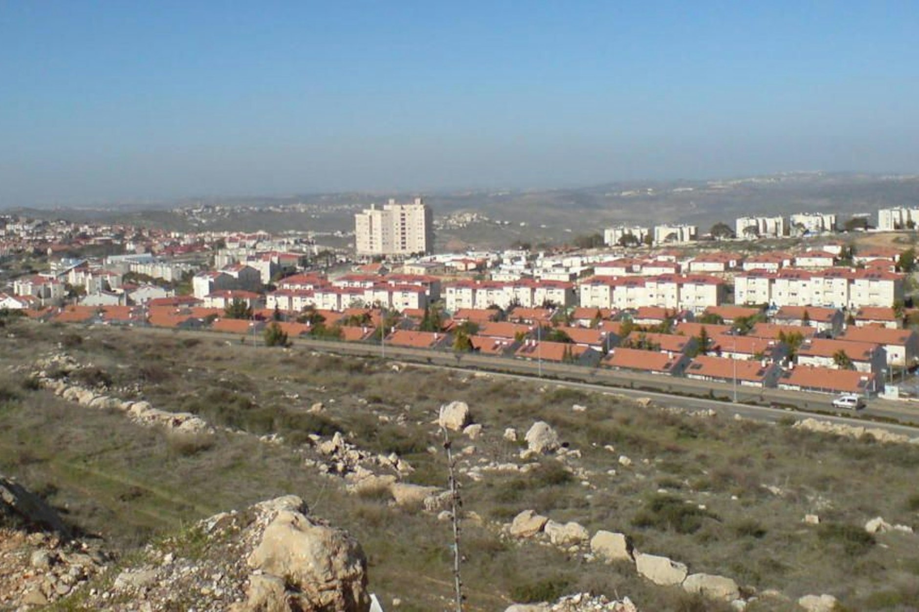 Baubeginn in Kfar Etzion, einer israelischen Gemeinde im Westjordanland, die im Krieg von 1948 zerstört und nach dem Sechstagekrieg wieder aufgebaut wurde.