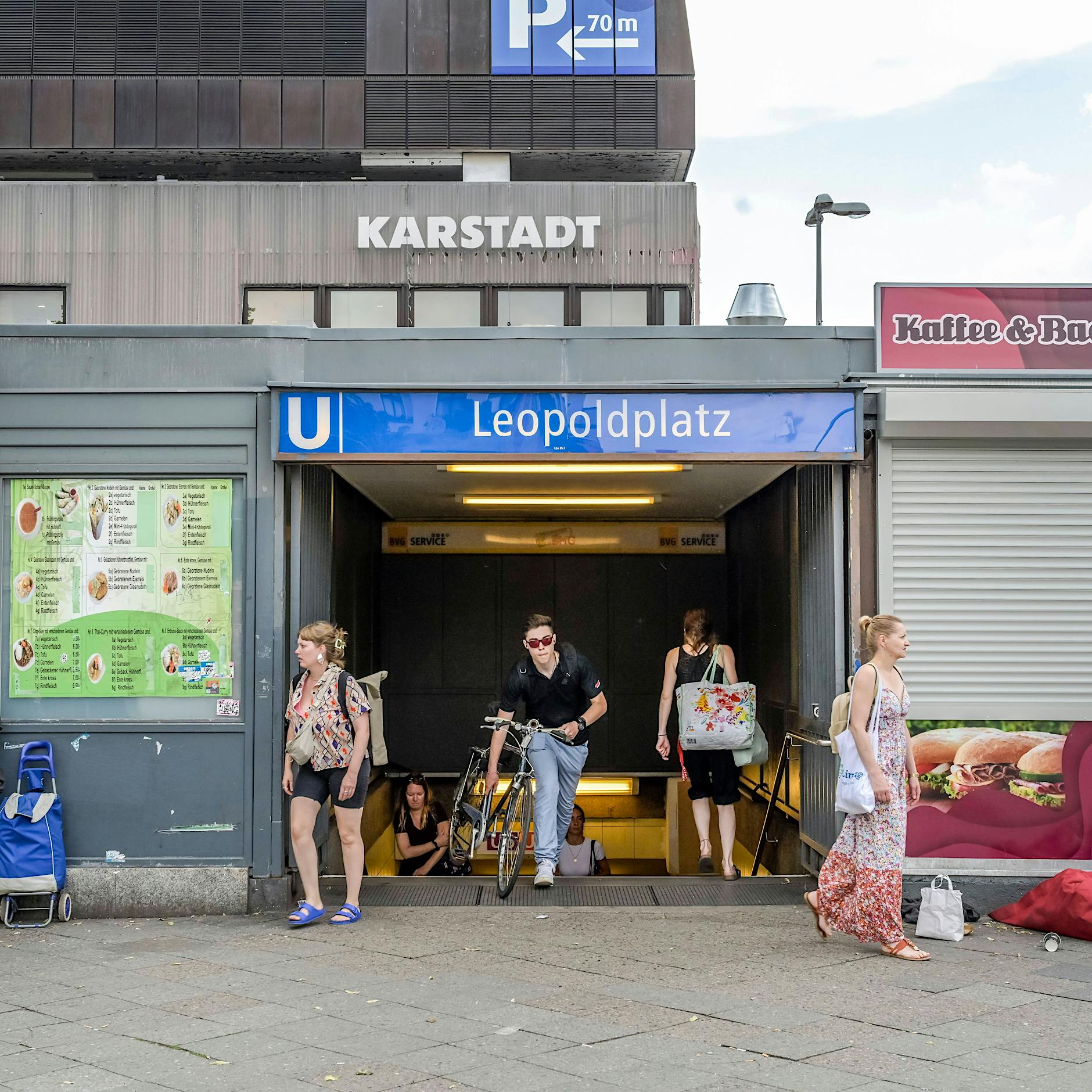 U-Bahnhof Leopoldplatz: Duo greift BVG-Mitarbeiter an