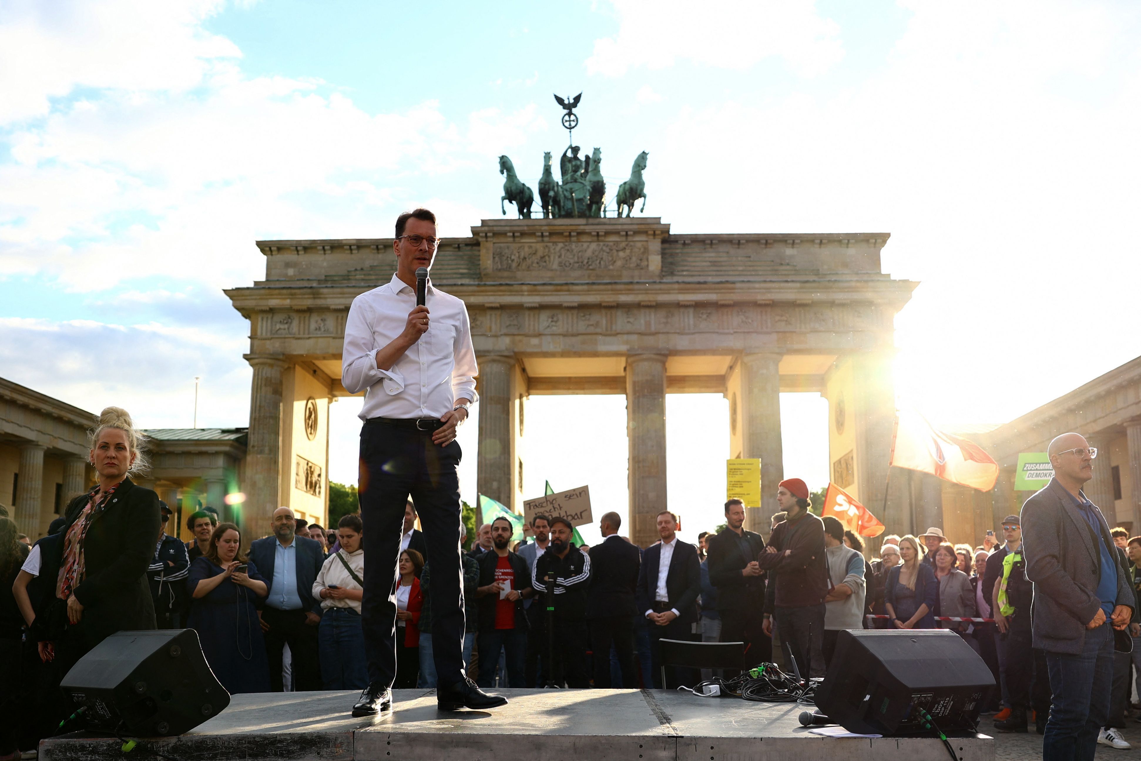 Image - Nach Angriff auf SPD-Politiker: 1000 Berliner demonstrieren