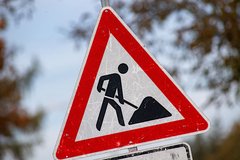 In Berlin wird ständig gebaut - auch am Montag werden an verschiedenen Ecken der Stadt neue Arbeiten durchgeführt.