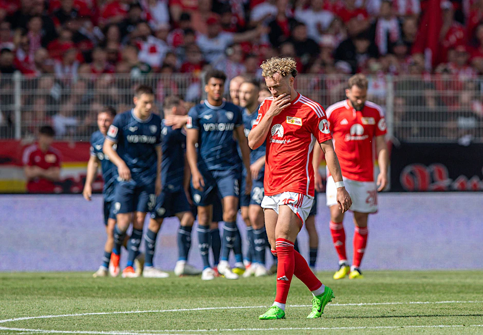Benedict Hollerbach und der 1. FC Union verlieren gegen den VfL Bochum 3:4 und rutschen damit immer weiter in den Tabellenkeller.&nbsp;