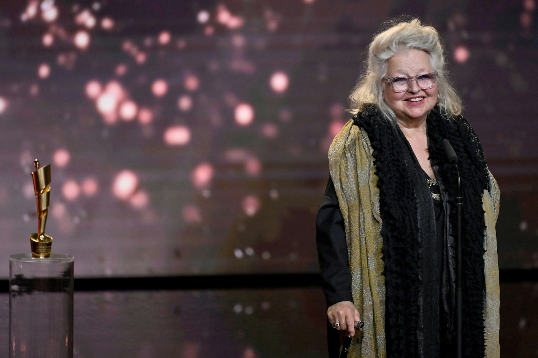 dpatopbilder - Die Schauspielerin Hanna Schygulla ist für herausragende Verdienste um den deutschen Film geehrt worden.  