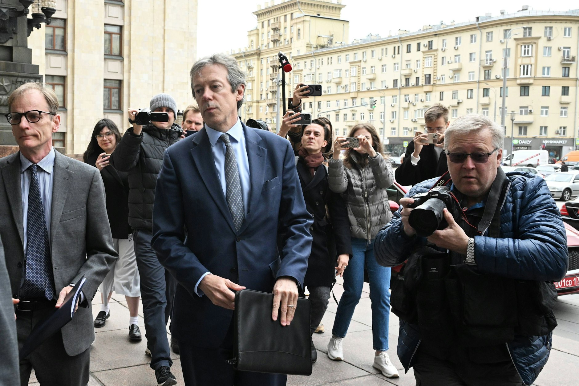 Nigel Casey, Botschafter von Großbritannien, in Moskau einbestellt