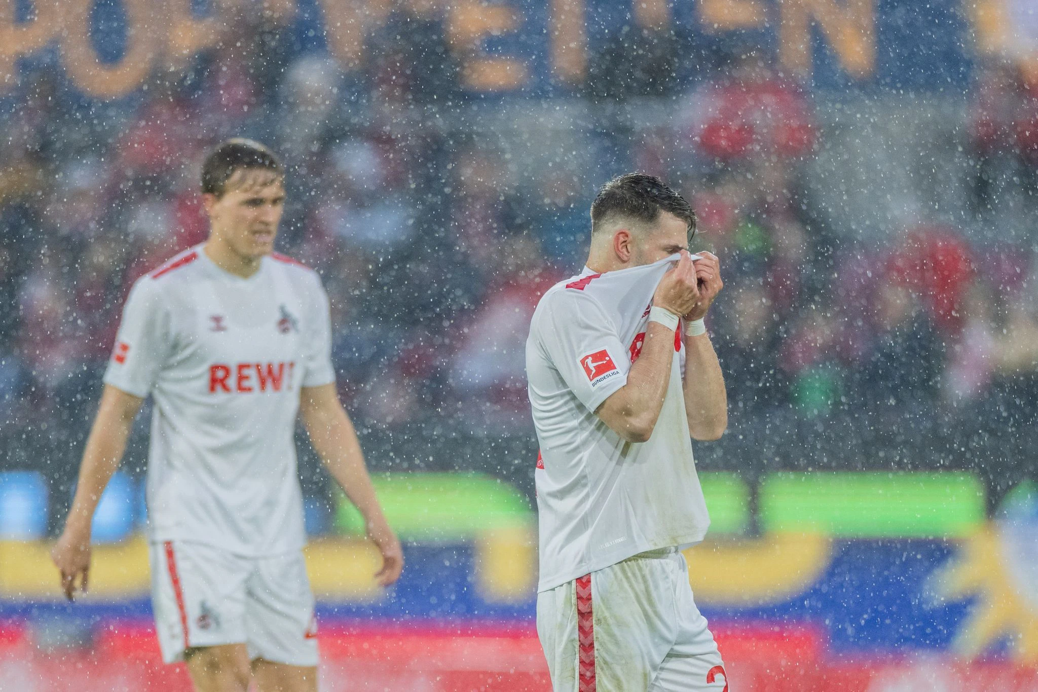 Der Abstieg des 1. FC Köln könnte schon am Sonntag besiegelt sein.  