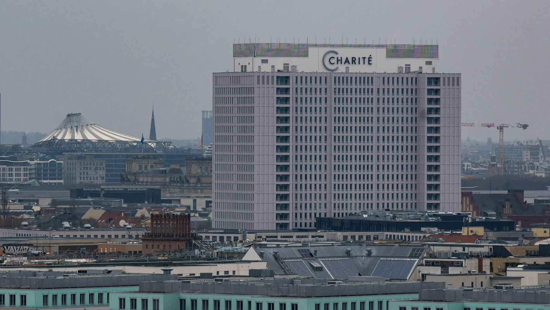 Auf Platz eins der Negativliste: Am Universitätsklinikum wurden 14 Doktortitel wieder entzogen.