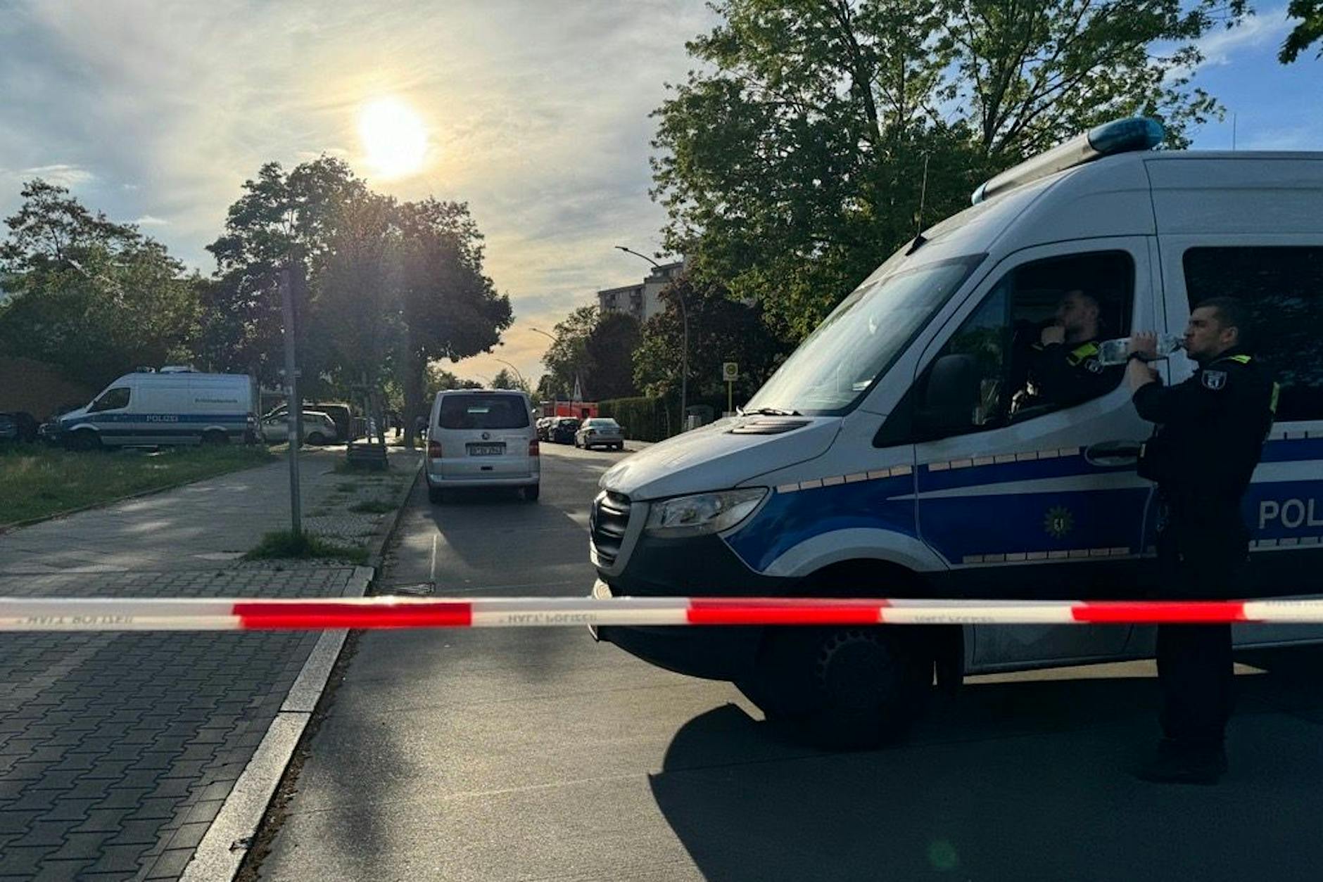 Berlin-Spandau: Fußgänger aus fahrendem Auto erschossen – GdP spricht von „Hinrichtung“