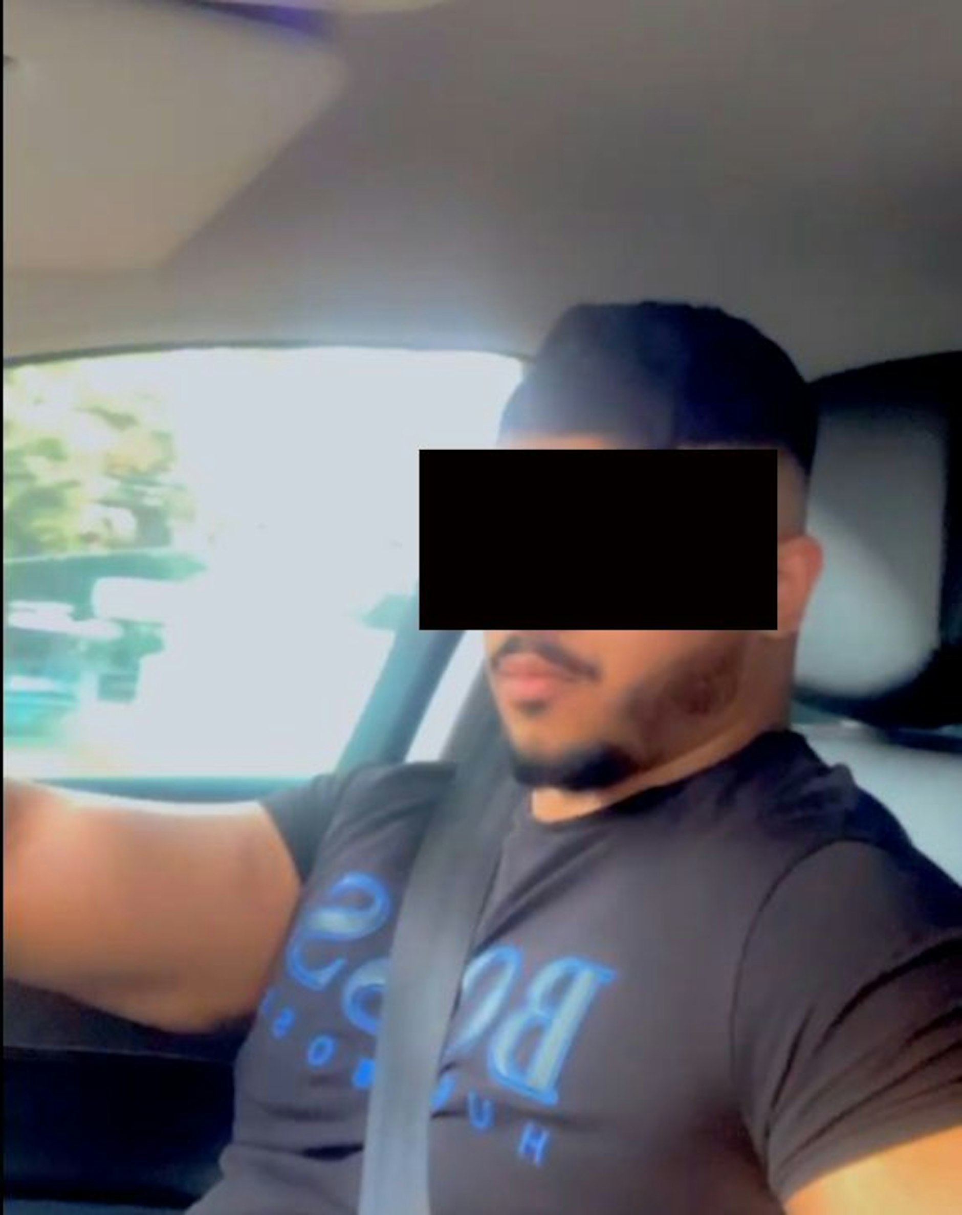 Polizei bittet um Mithilfe: Wer kann Hinweise zu diesem Mann geben?