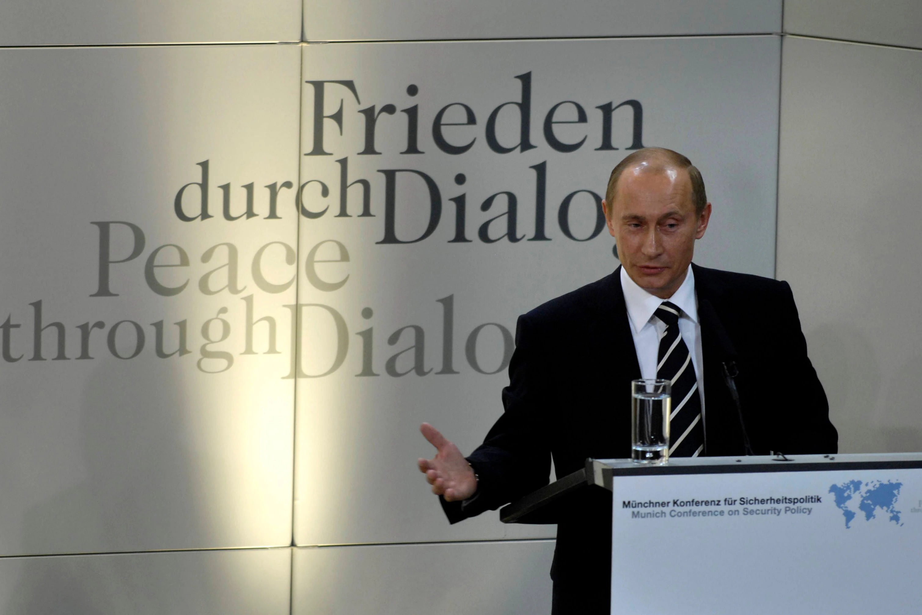 Putin kritisierte die Nato-Osterweiterung erst 2007 auf der Münchner Sicherheitskonferenz.