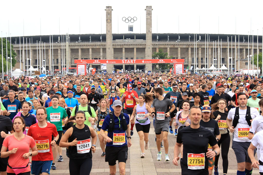 S25-Lauf: Läufer kollabiert, Rettungshubschrauber landet im Olympiastadion