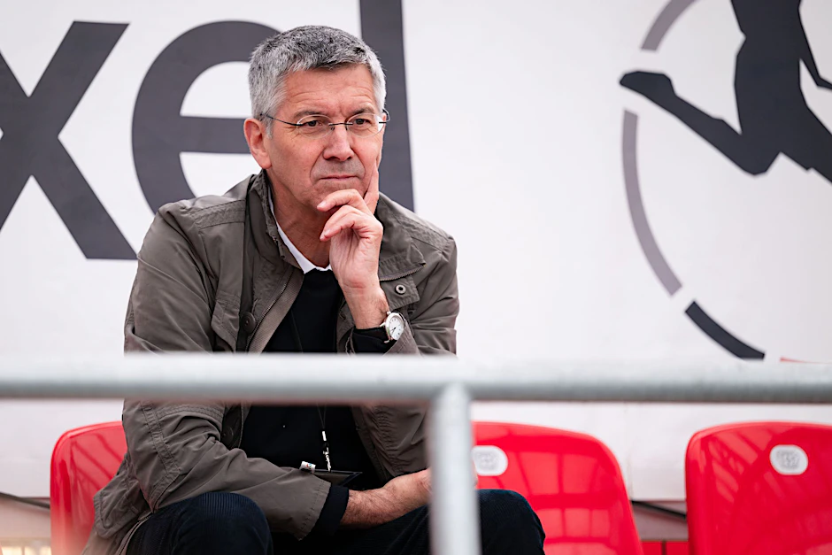 FCB-Präsident Herbert Hainer glaubt nicht an eine Weiterbeschäftigung von Chefcoach Thomas Tuchel.  