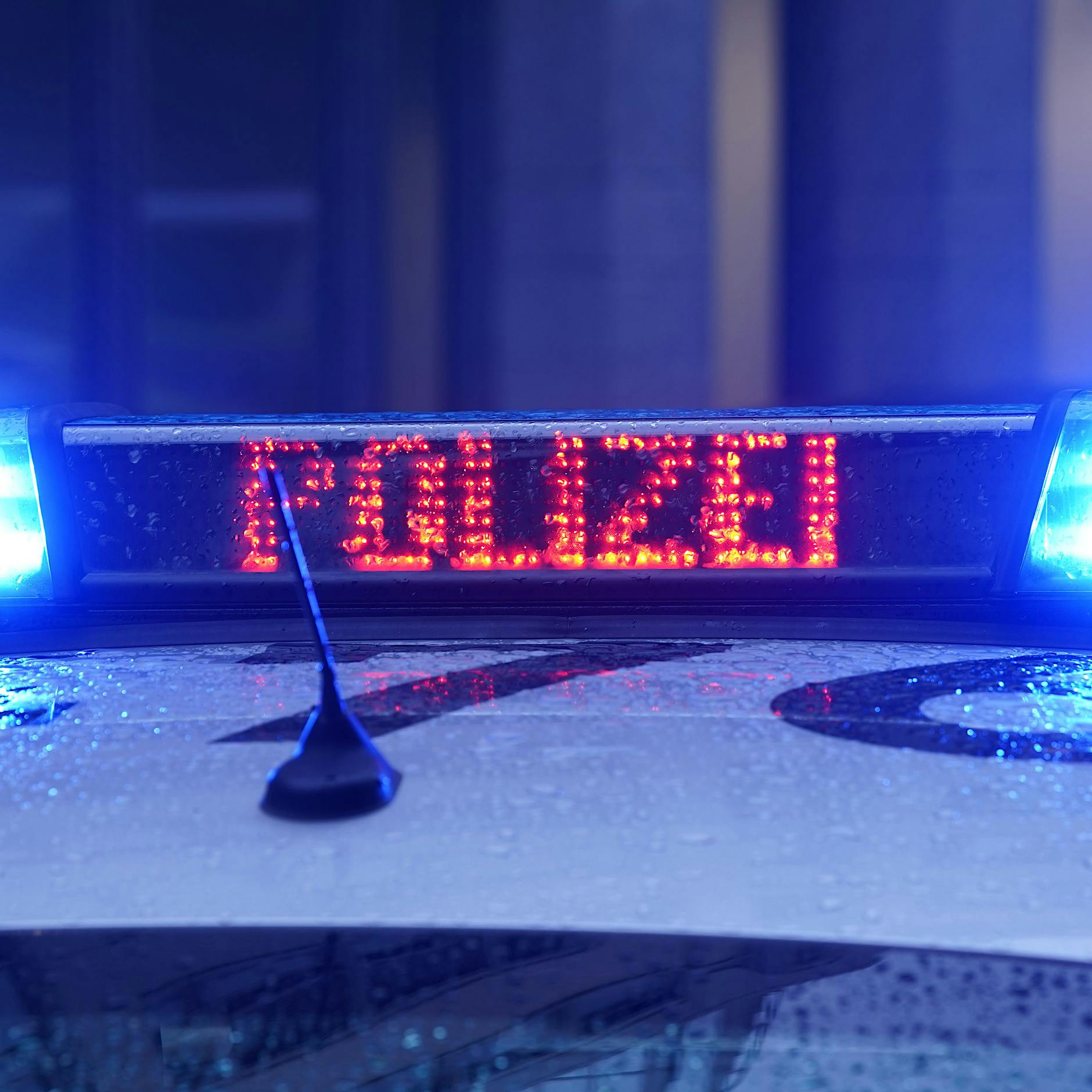 Regensburg: 19-Jährige tot im Kofferraum gefunden – Verdächtiger in U-Haft