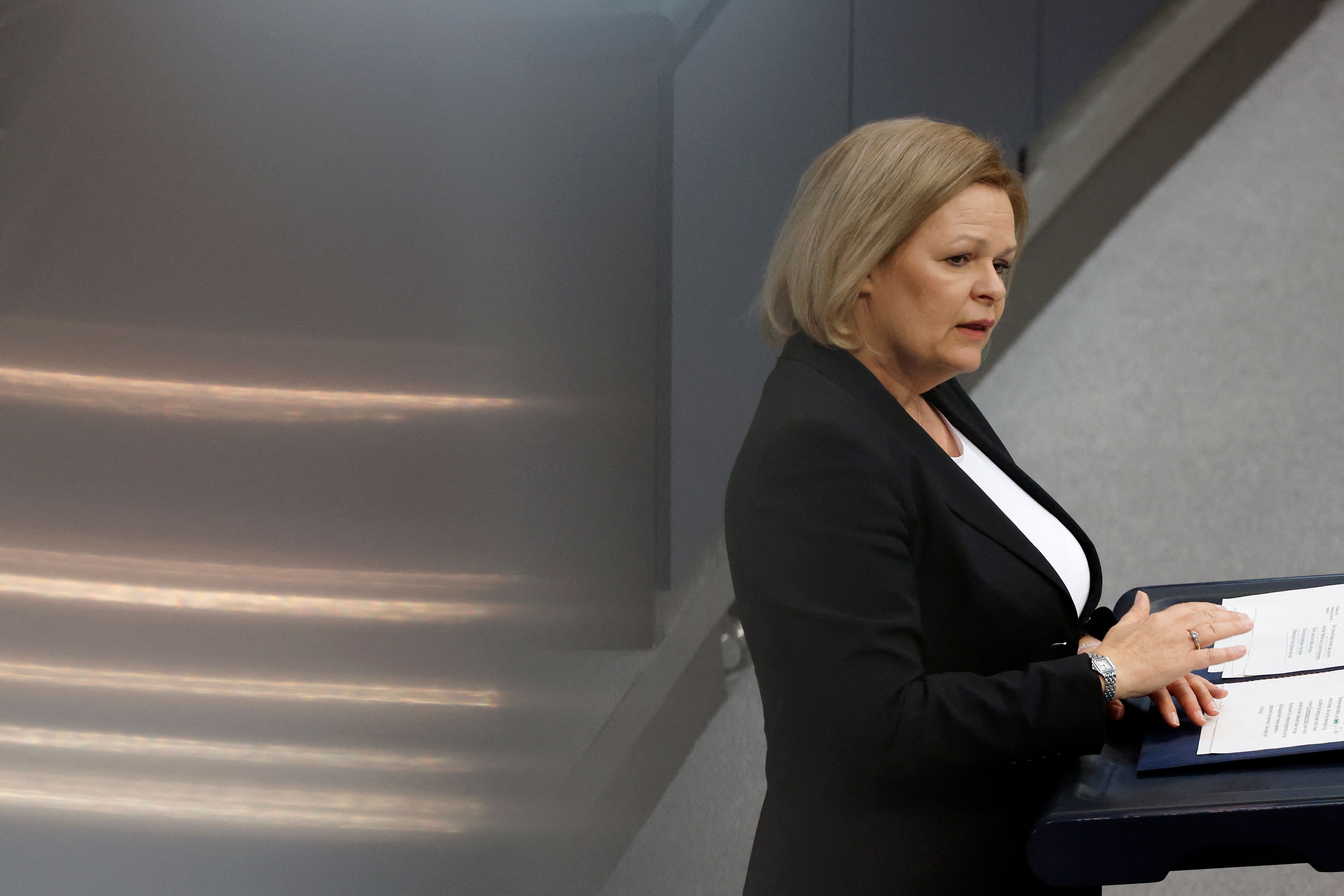 Verblendet oder berechnend? Wie Faeser, Wüst und die Grünen uns in ein zweites Weimar führen