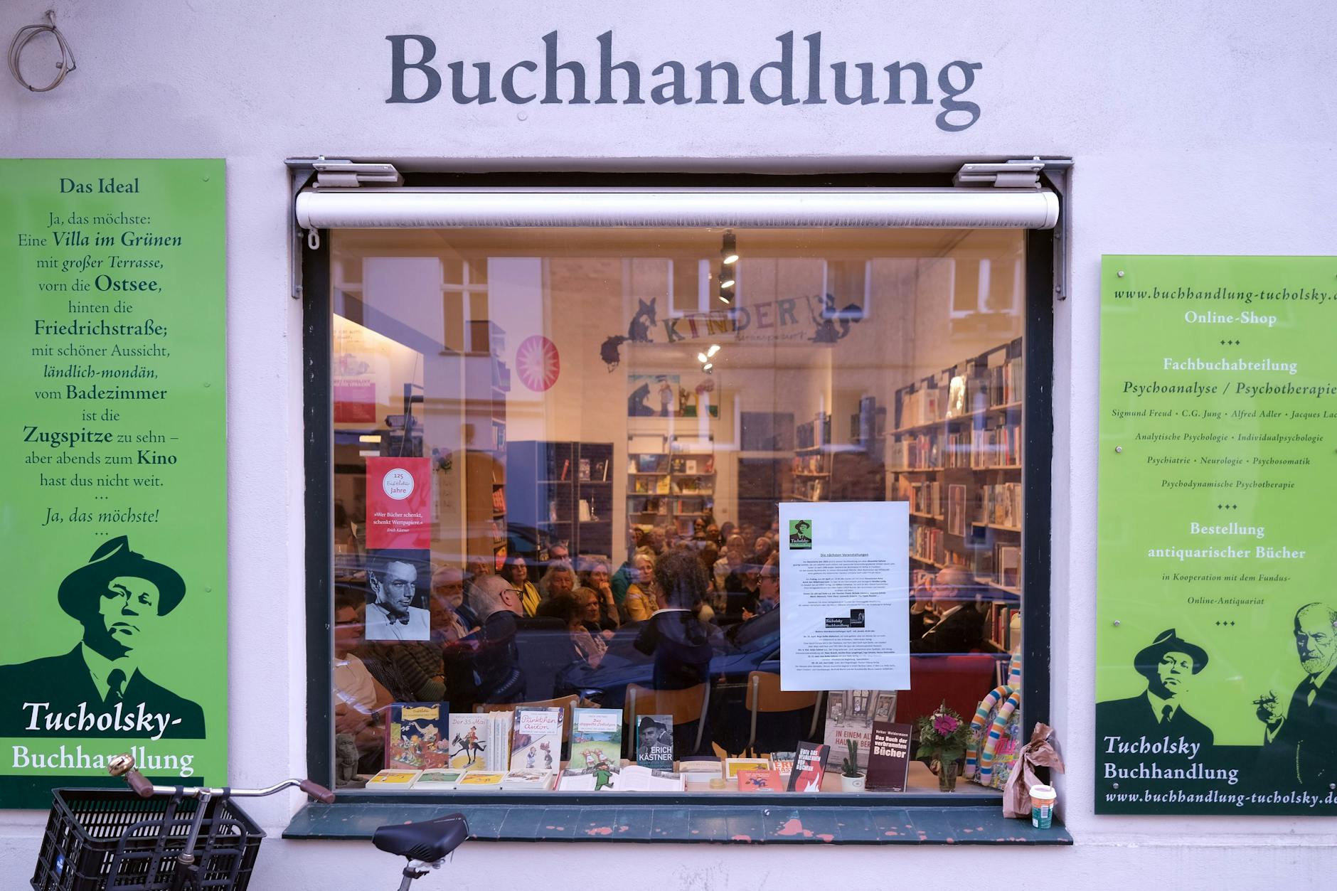 Kleiner Ort für große Literatur: Die Tucholsky-Buchhandlung in Mitte