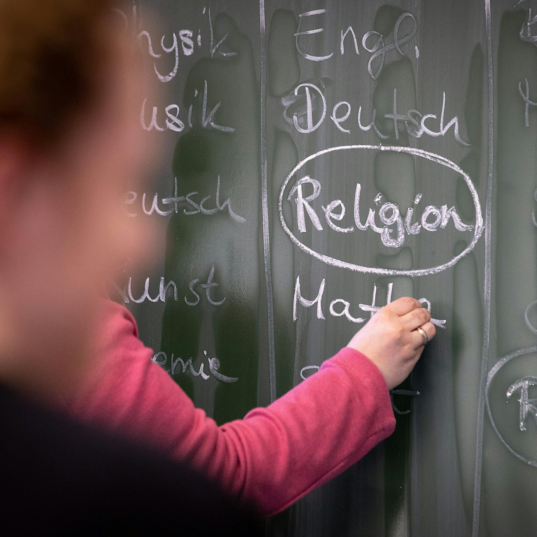 Kai Wegner: Verpflichtender Religionsunterricht in Berlin kommt 2026